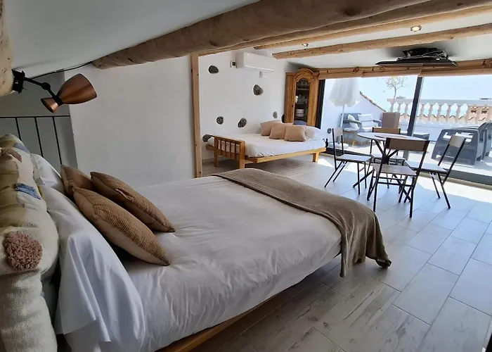 Marina Vila House